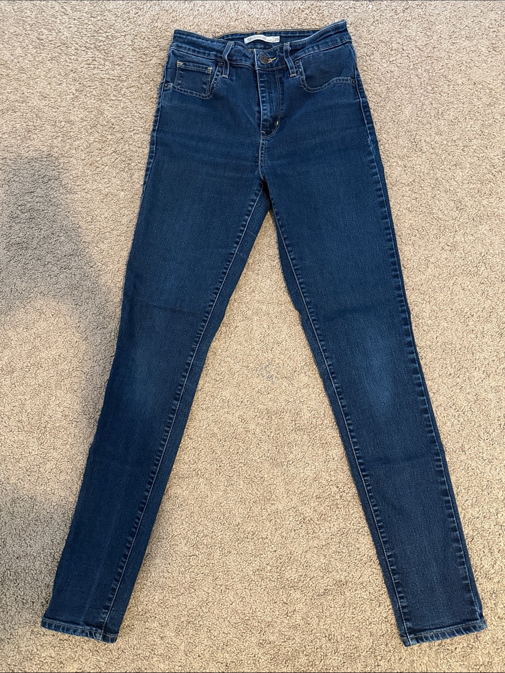 Levi's Women's Skinny Jeans in Dark Indigo